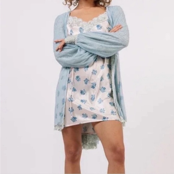 We Are HAH Make It A Double Lace Robe Size M